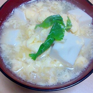 豆腐と卵の中華風スープ